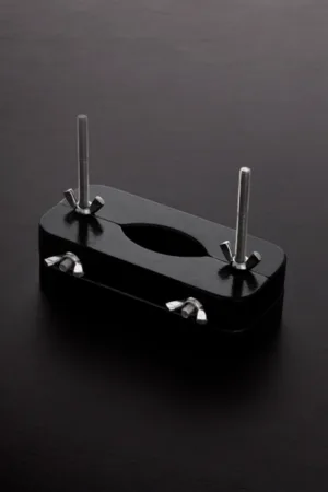 Ball Buster – Testicle Vice - 94edenstreet.com - sexshop en ligne