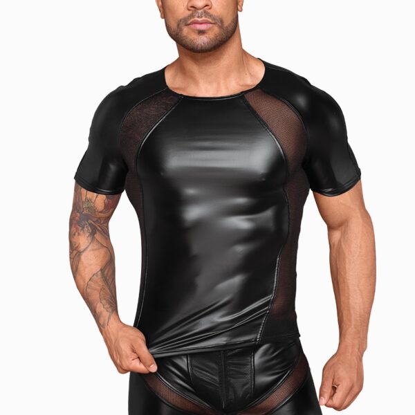 T-shirt wetlook et filet H056