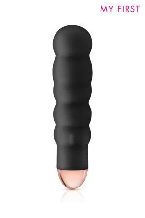 Vibromasseur rechargeable Giggle noir – My First - 94edenstreet.com - sexshop en ligne
