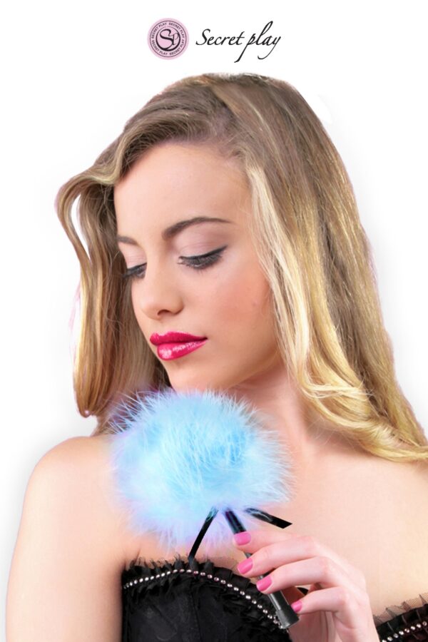 Plumeau 18 cm bleu – Secret Play - 94edenstreet.com - sexshop en ligne