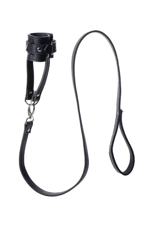 Ball Stretcher et laisse – Strict - 94edenstreet.com - sexshop en ligne