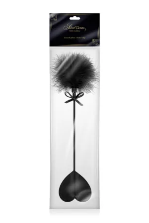 Tapette coeur avec pompon noir – Sweet Caress - 94edenstreet.com - sexshop en ligne