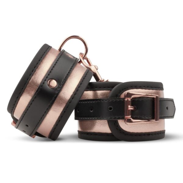 9 accessoires BDSM Rosy Gold
