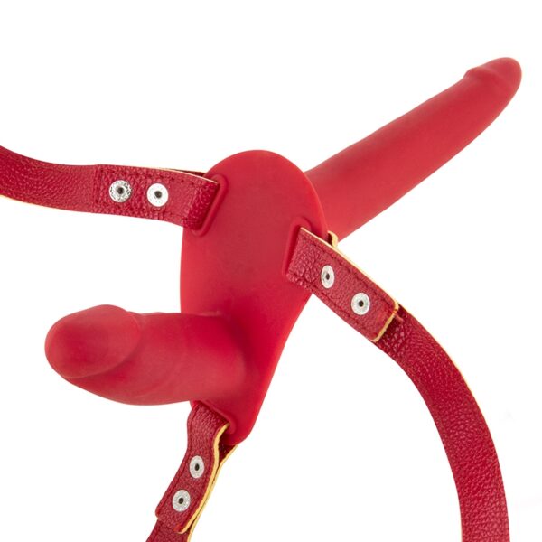 Double gode ceinture rouge – Fetish Tentation