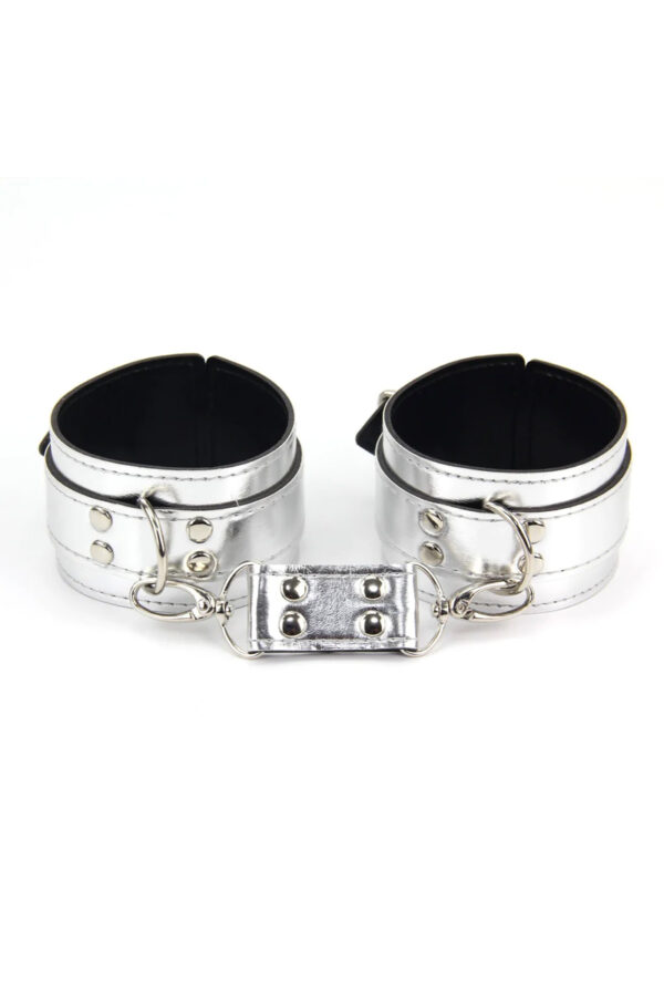 Kit BDSM 7 pièces argenté - 94edenstreet.com - sexshop en ligne