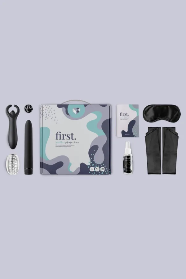 Coffret couple First together experience – Loveboxxx - 94edenstreet.com - sexshop en ligne