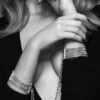Menottes de mailles métalliques dorées - 94edenstreet.com - sexshop en ligne