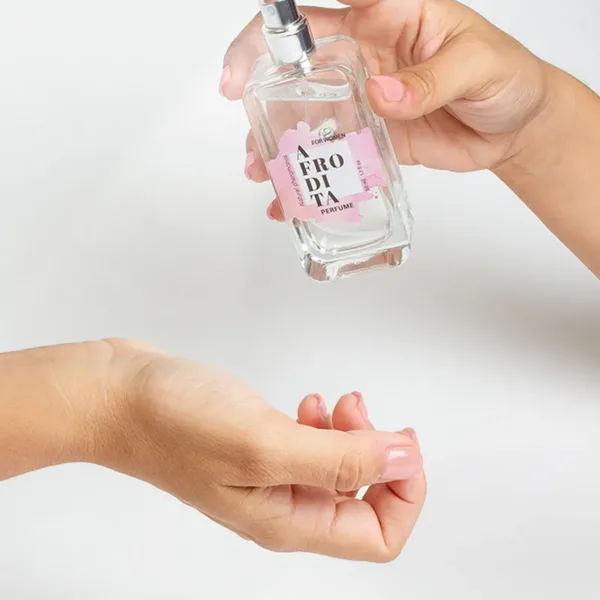Parfum aux phéromones Afrodita pour femmes 50ml