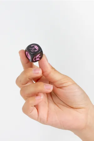 Dé pour préliminaires – Secret Play - 94edenstreet.com - sexshop en ligne