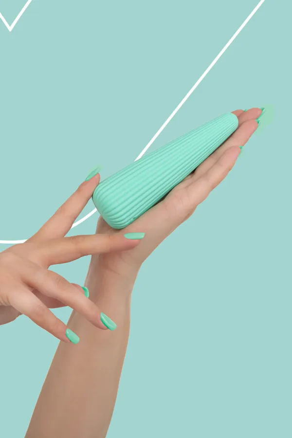 Vibro rechargeable IcyCone vert – FairyGasm - 94edenstreet.com - sexshop en ligne