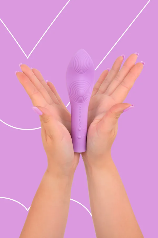 Vibro rechargeable LunaCharm violet – FairyGasm - 94edenstreet.com - sexshop en ligne